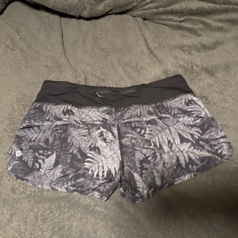 Women's Black and Gray Patterned Shorts